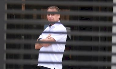 STF Condena Bolsonaro a 27 Anos de Prisão: Marco Histórico no Enfrentamento ao Autoritarismo no Brasil