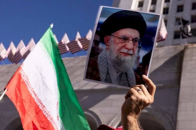 Morte de Ali Khamenei muda o Oriente Médio e inaugura nova era de incertezas no Irã